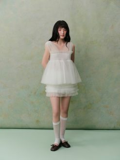 Áo lưới tầng Ivory Mesh Smocked Layered Top